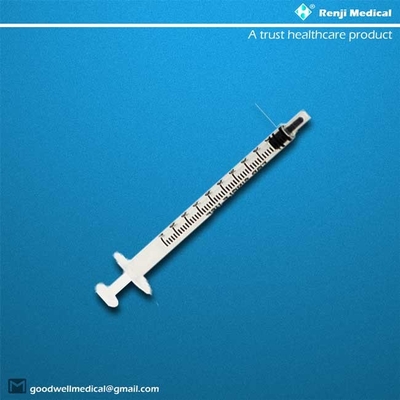 Consommables médicaux jetables stérilisés, seringue 1ml de la classe III avec l'aiguille